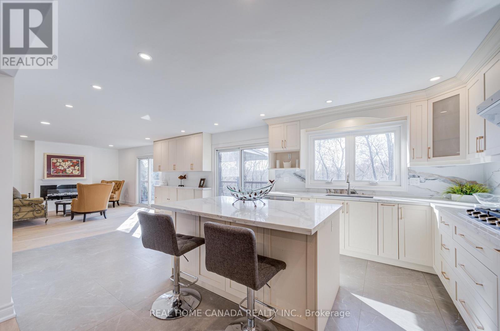 20 Saddletree Drive, Toronto (bayview Woods-steeles), Ontario