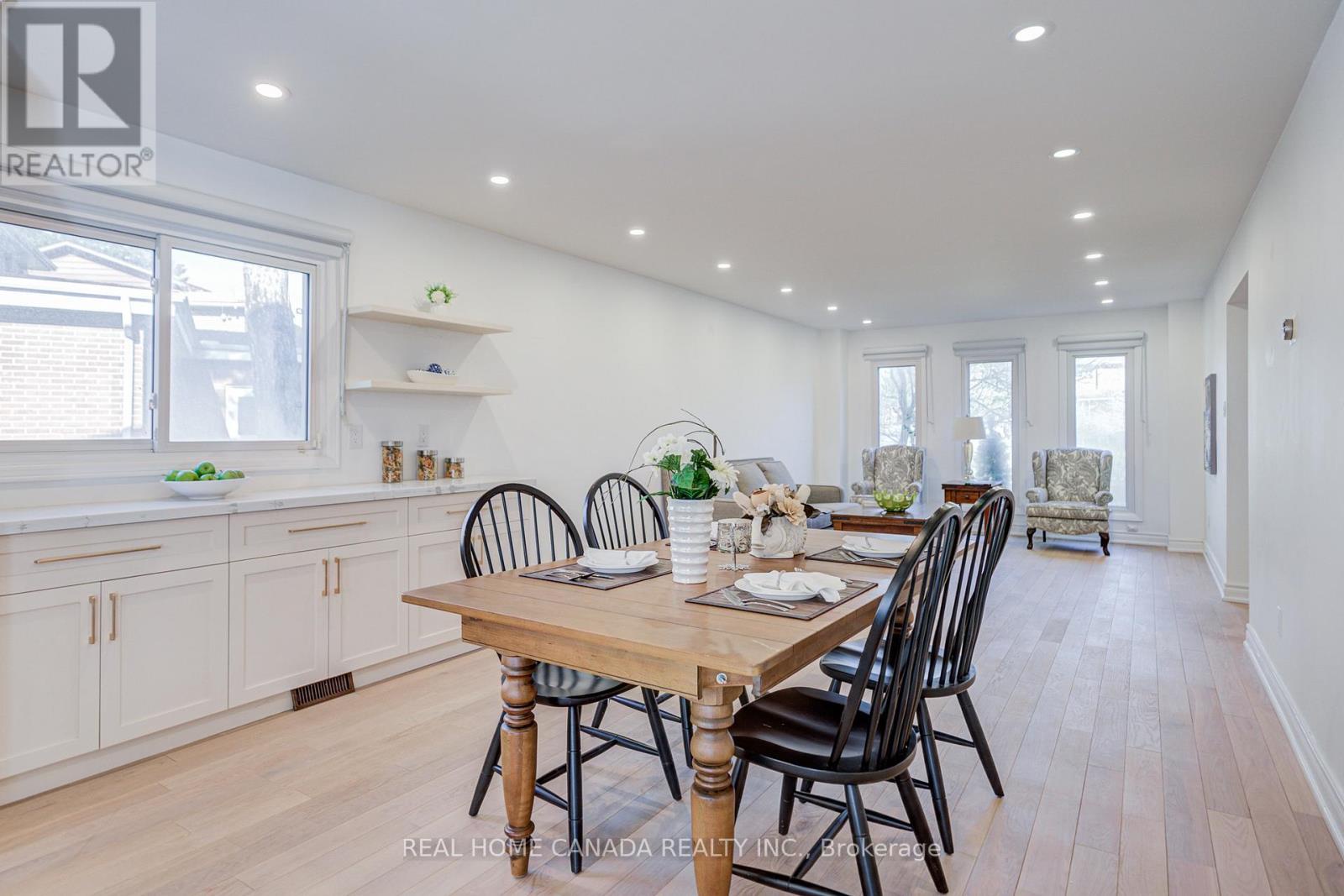 20 Saddletree Drive, Toronto (bayview Woods-steeles), Ontario