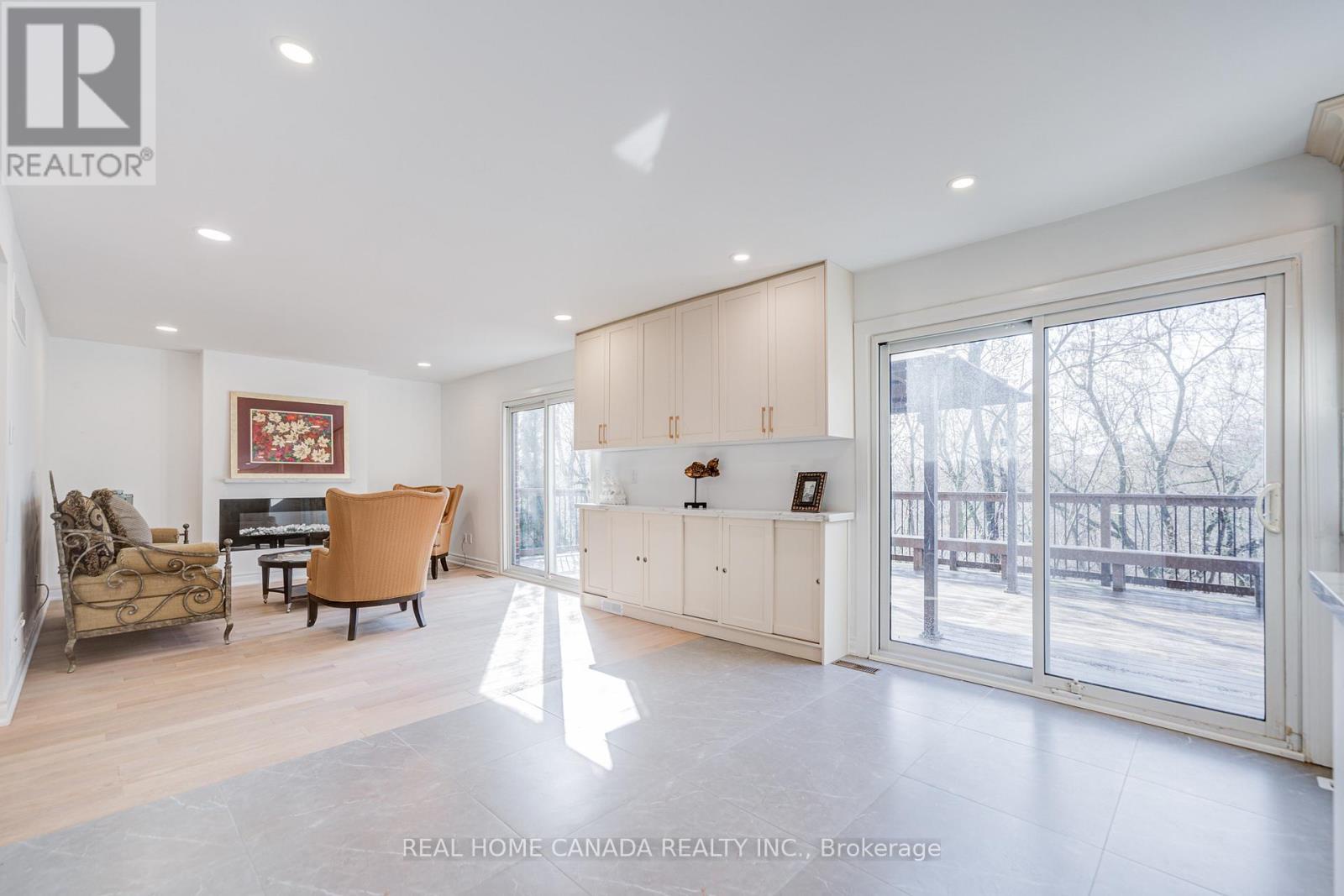 20 Saddletree Drive, Toronto (bayview Woods-steeles), Ontario