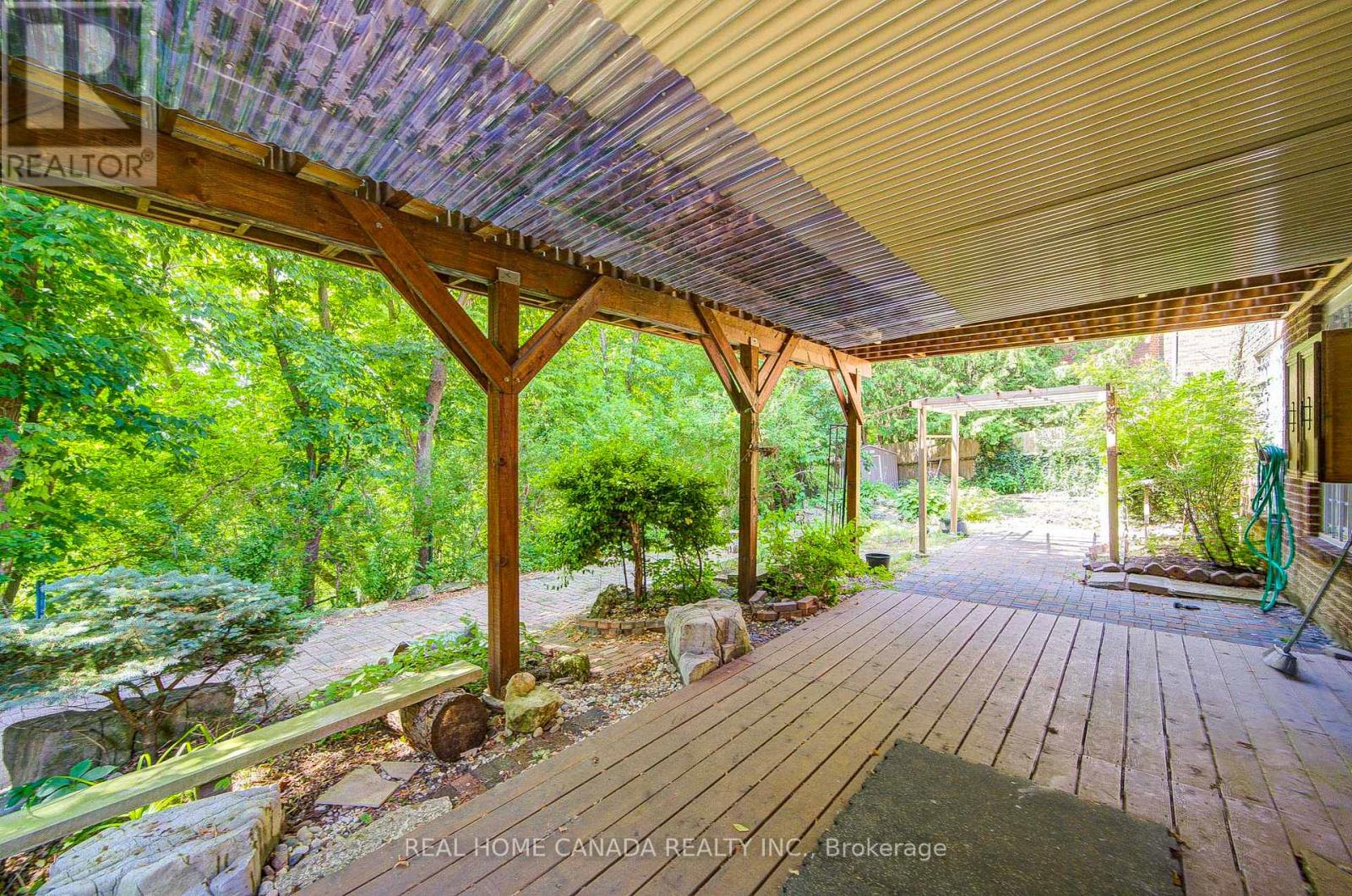 20 Saddletree Drive, Toronto (bayview Woods-steeles), Ontario