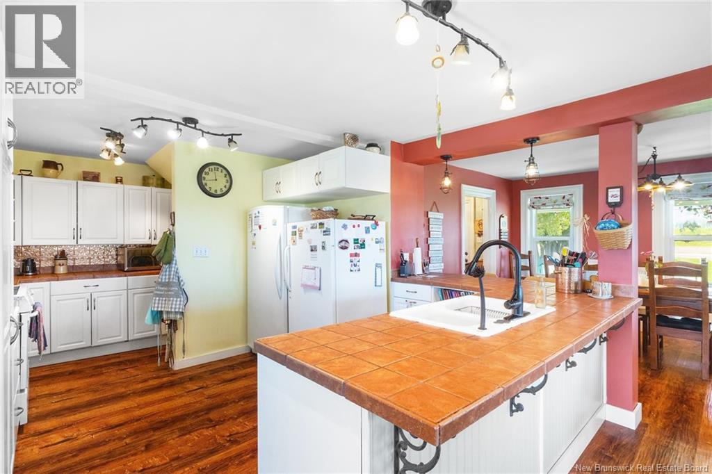 152 Mclean Road, Cumberland Bay, New Brunswick