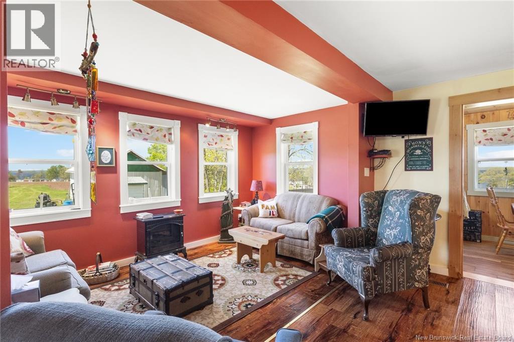 152 Mclean Road, Cumberland Bay, New Brunswick