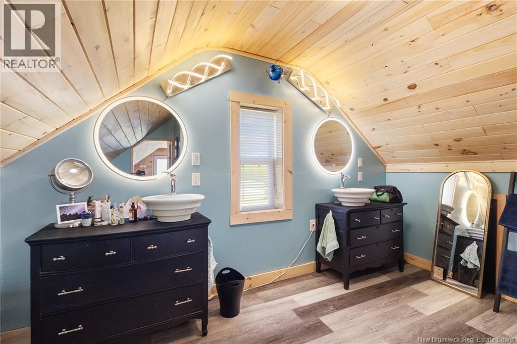152 Mclean Road, Cumberland Bay, New Brunswick