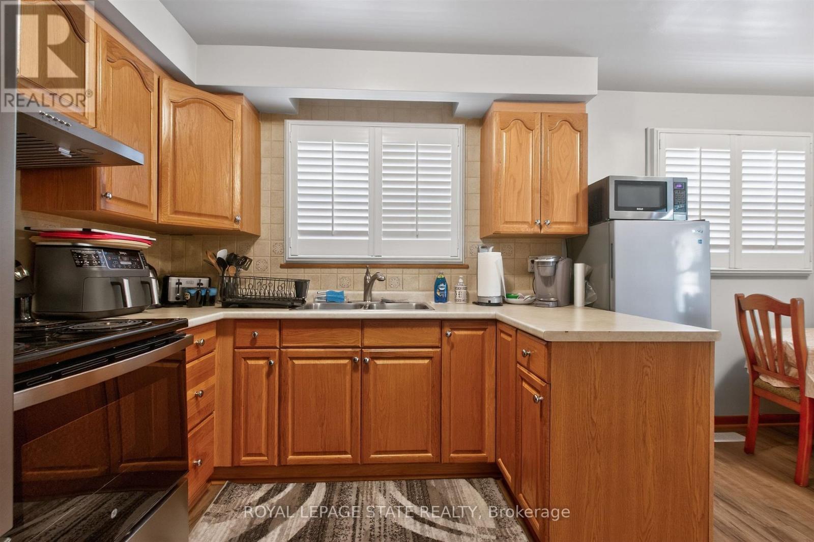 57 Starview Drive, Toronto (humberlea-pelmo Park), Ontario