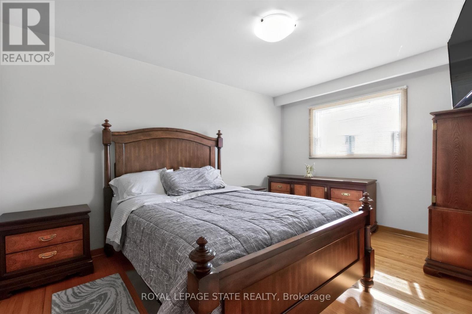 57 Starview Drive, Toronto (humberlea-pelmo Park), Ontario