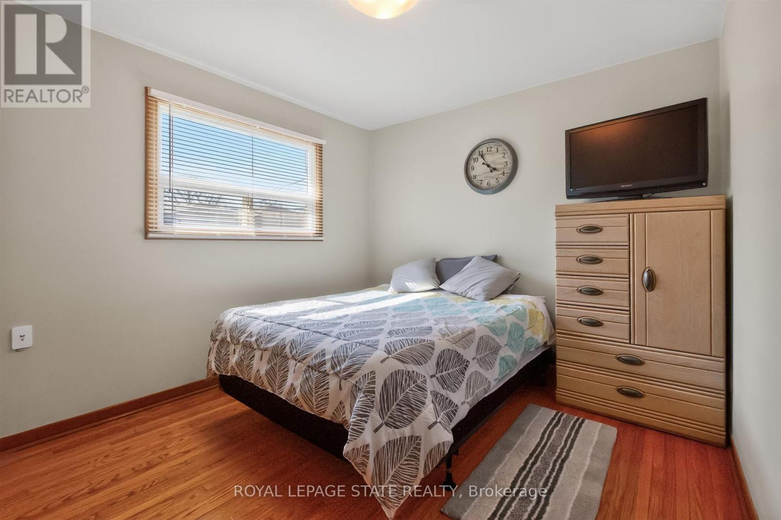 57 Starview Drive, Toronto (humberlea-pelmo Park), Ontario