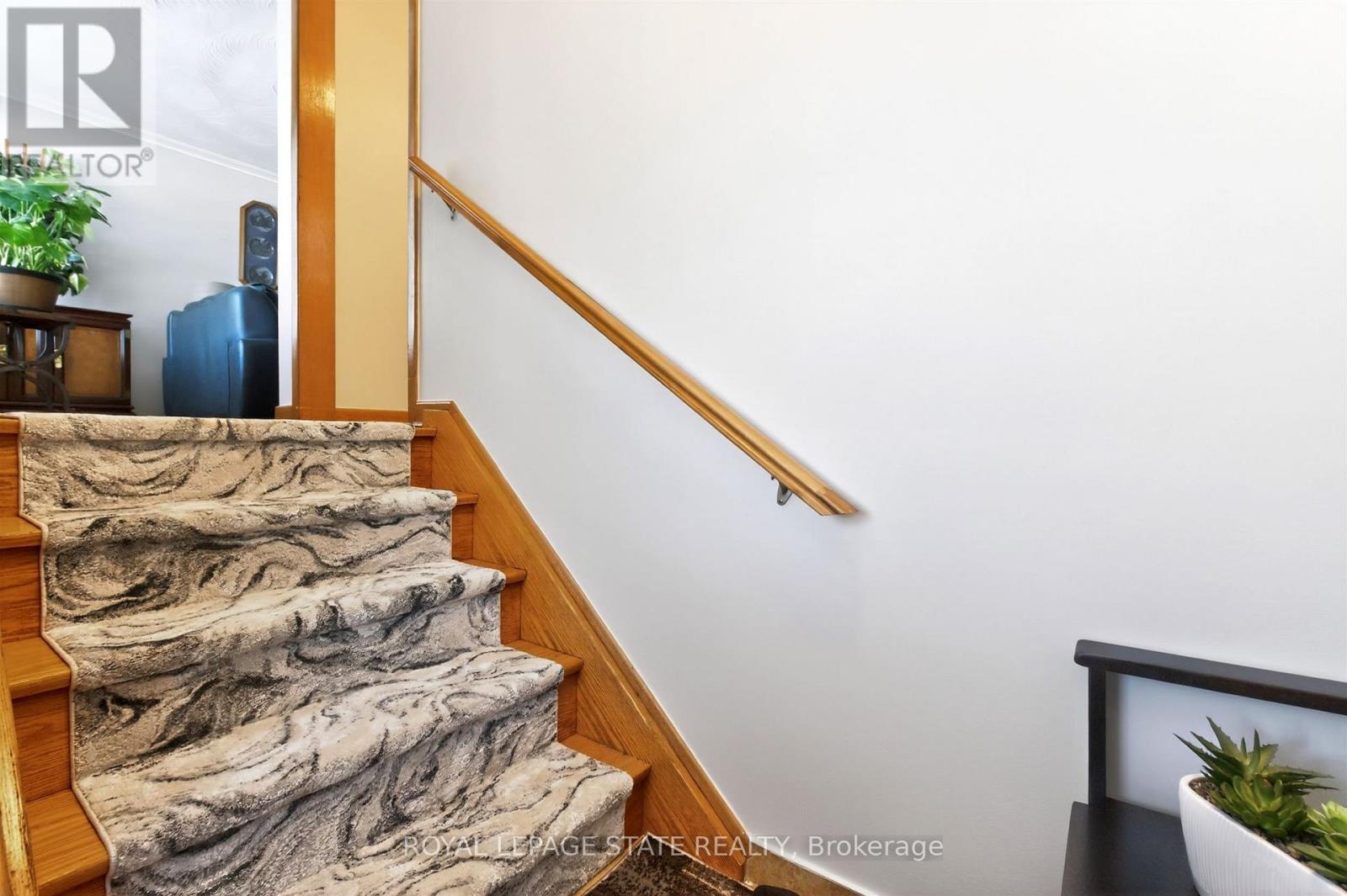 57 Starview Drive, Toronto (humberlea-pelmo Park), Ontario