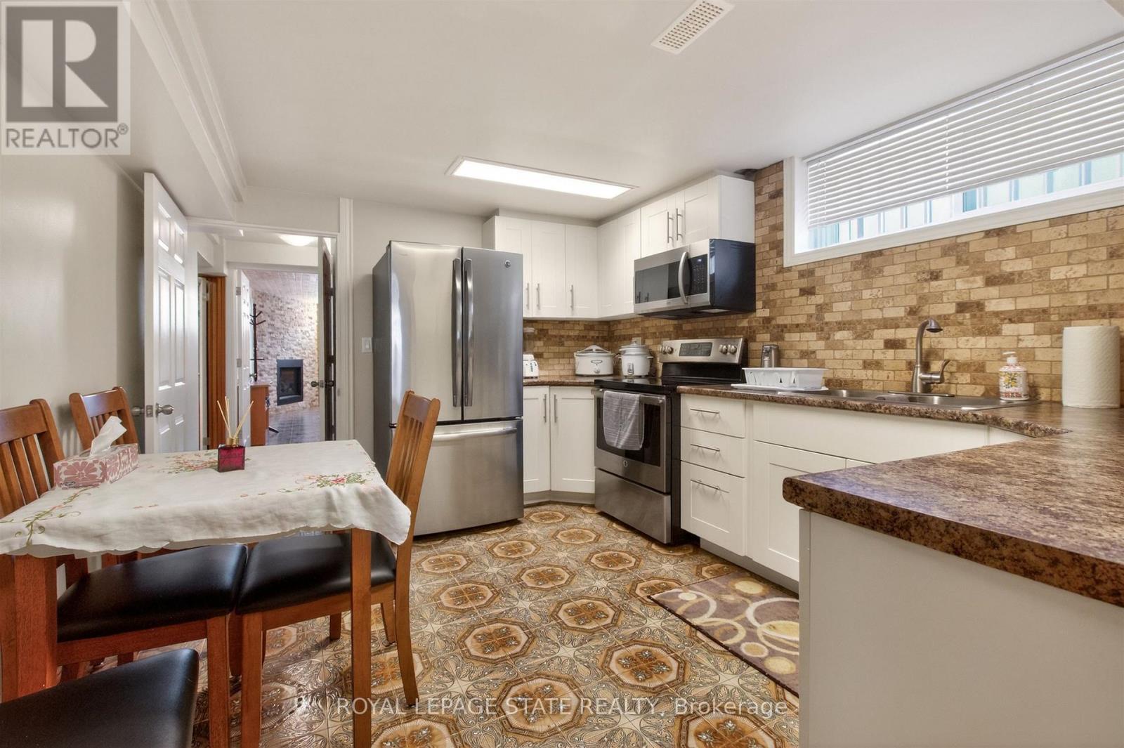 57 Starview Drive, Toronto (humberlea-pelmo Park), Ontario