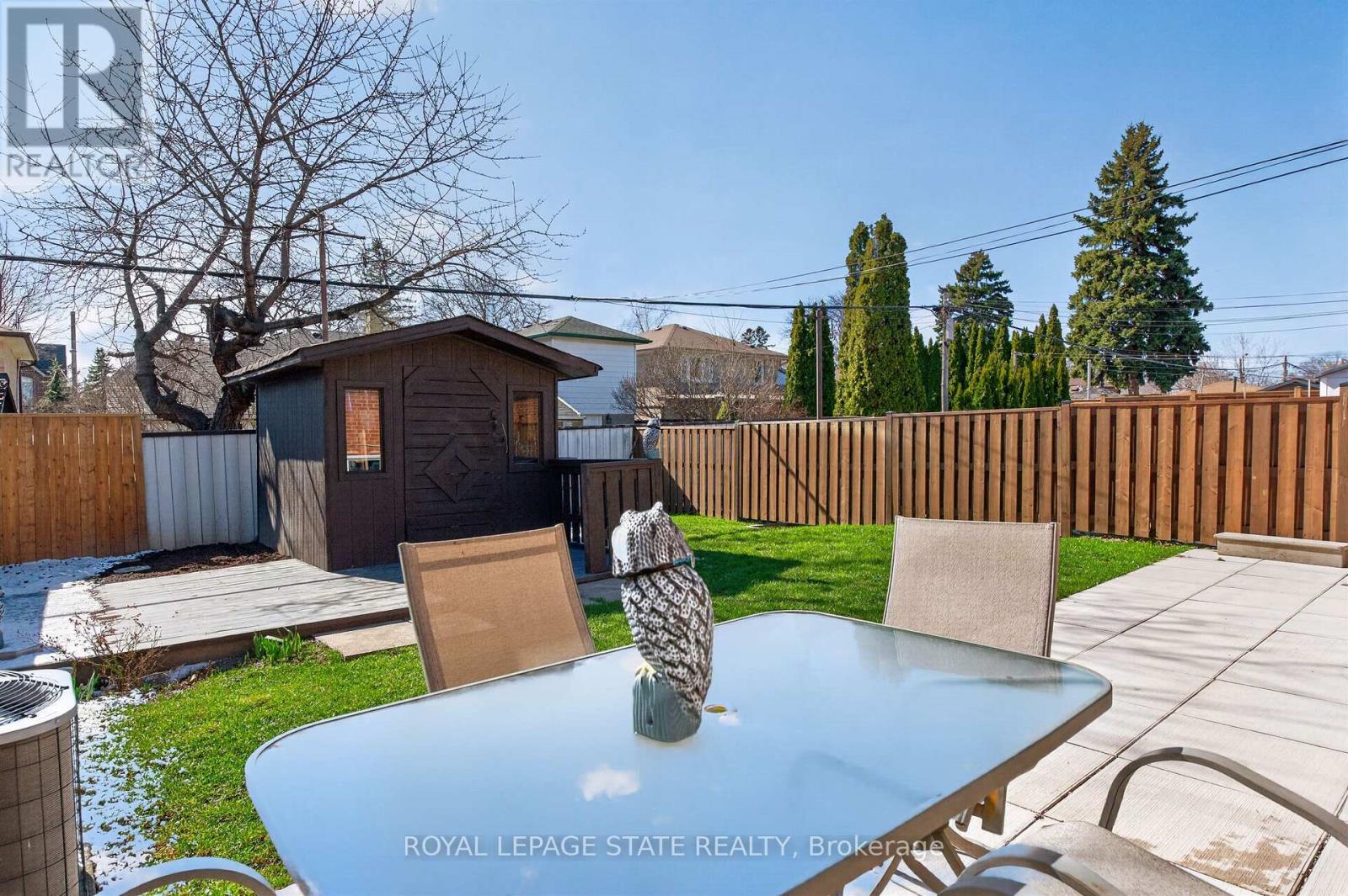 57 Starview Drive, Toronto (humberlea-pelmo Park), Ontario