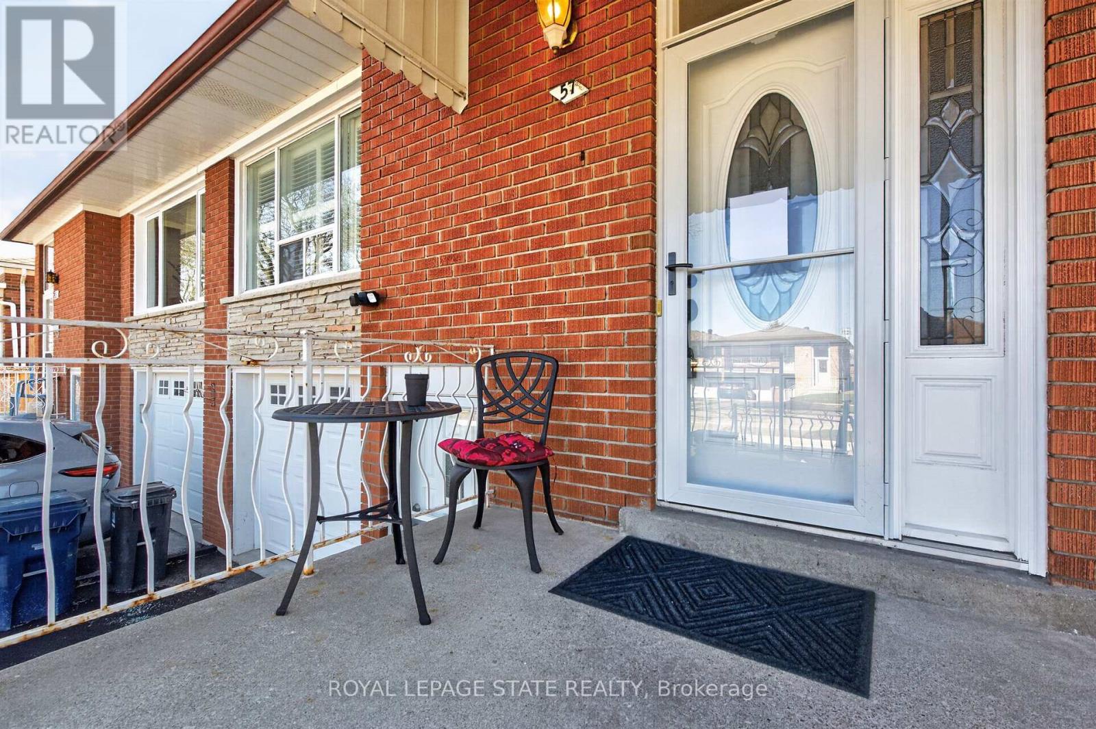 57 Starview Drive, Toronto (humberlea-pelmo Park), Ontario