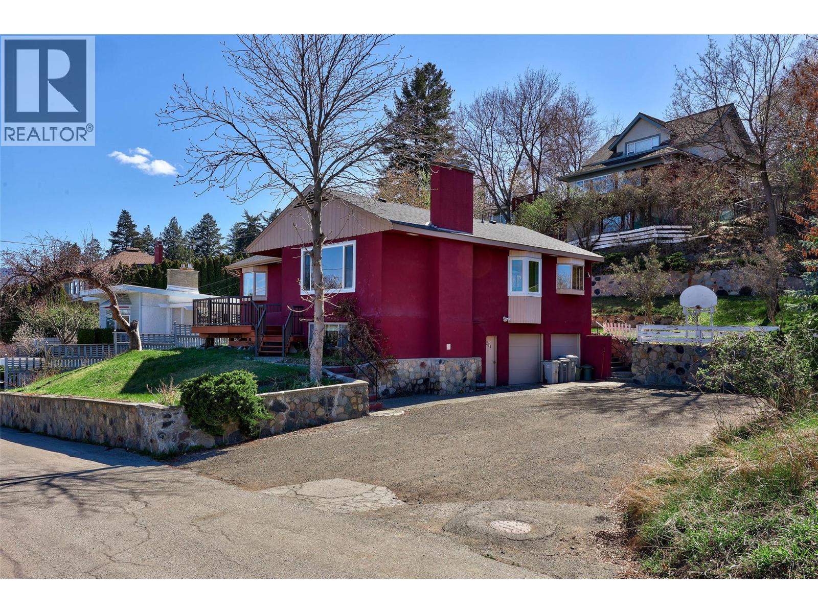 211 Connaught Road, Kamloops, British Columbia