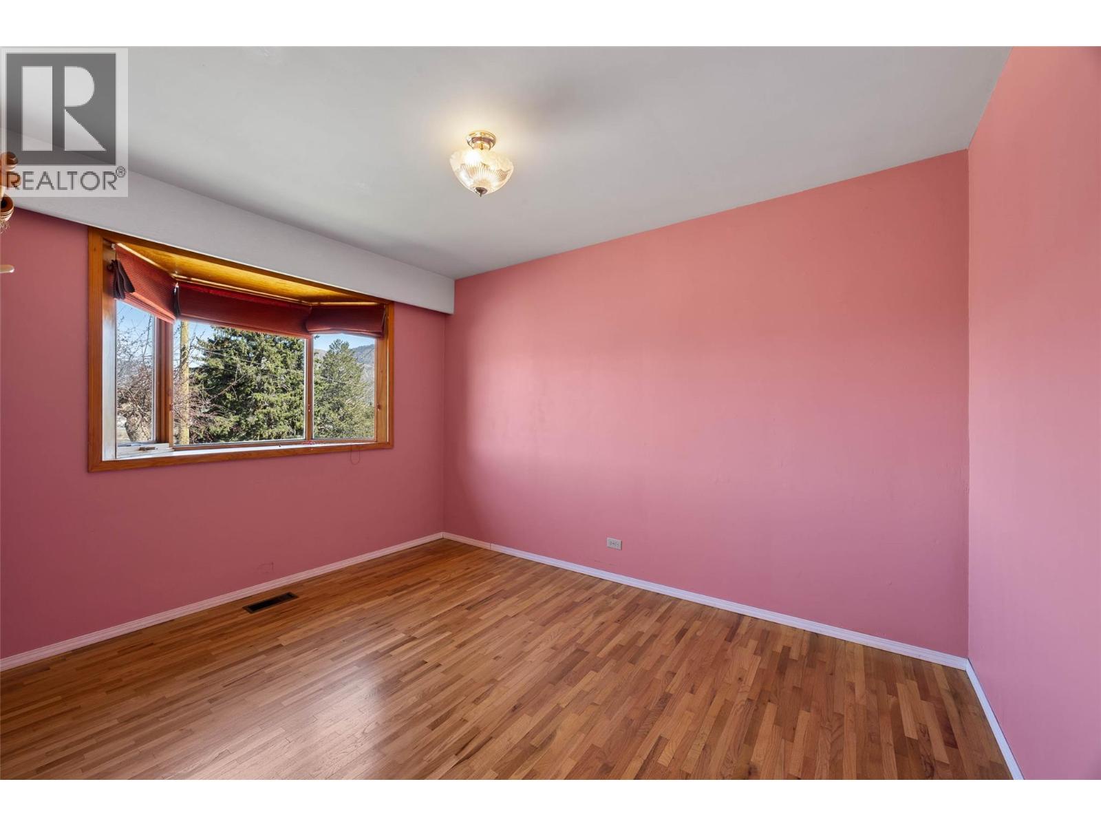 211 Connaught Road, Kamloops, British Columbia