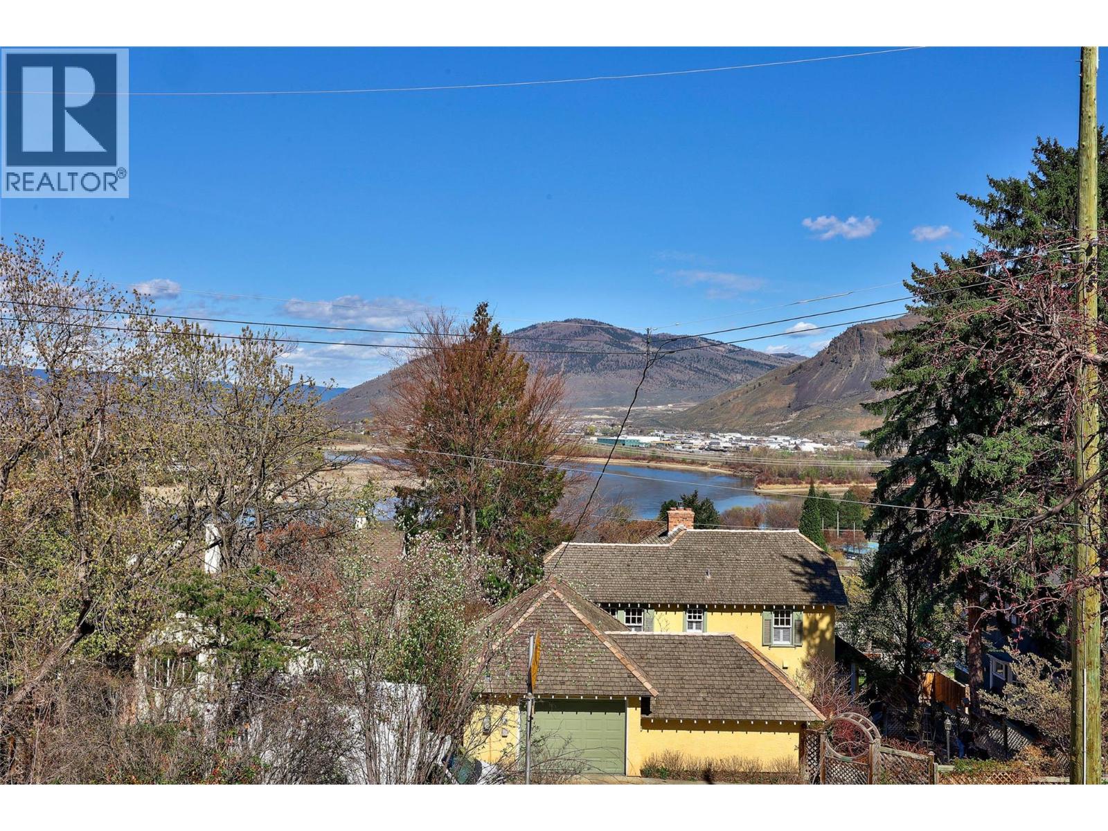 211 Connaught Road, Kamloops, British Columbia