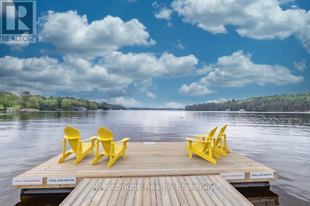 G103-d2 - 1869 Muskoka Road 118 Highway W, Muskoka Lakes (monck (muskoka Lakes)), Ontario