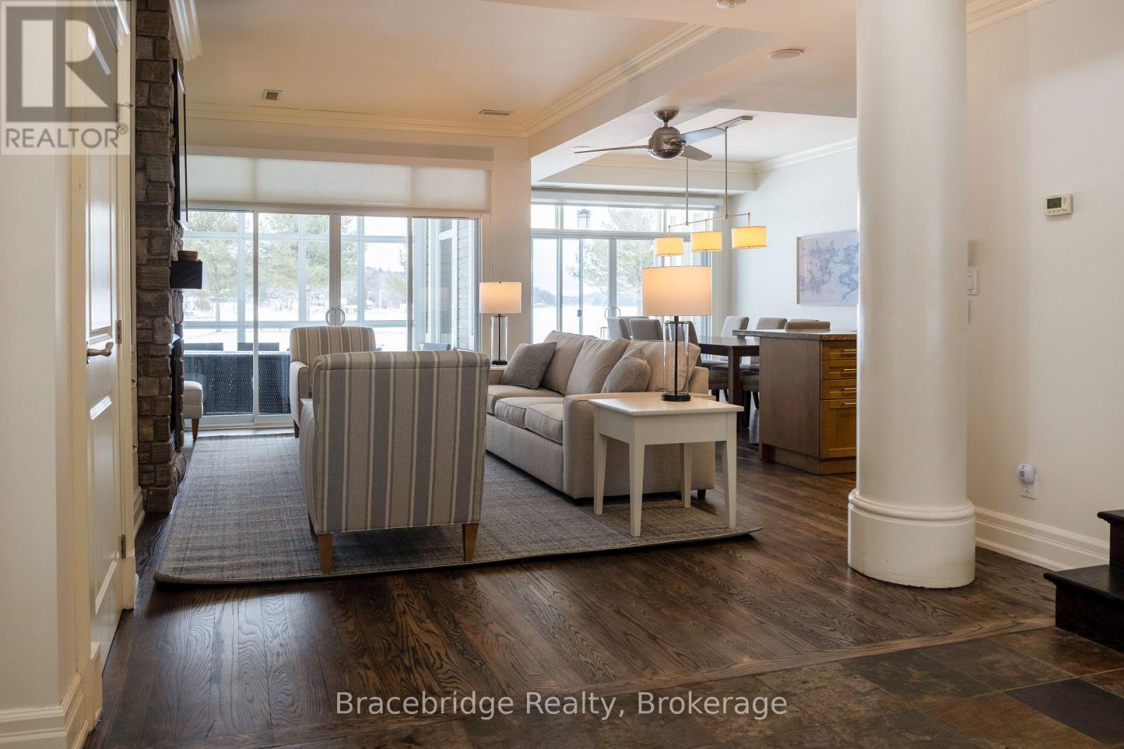 G103-d2 - 1869 Muskoka Road 118 Highway W, Muskoka Lakes (monck (muskoka Lakes)), Ontario