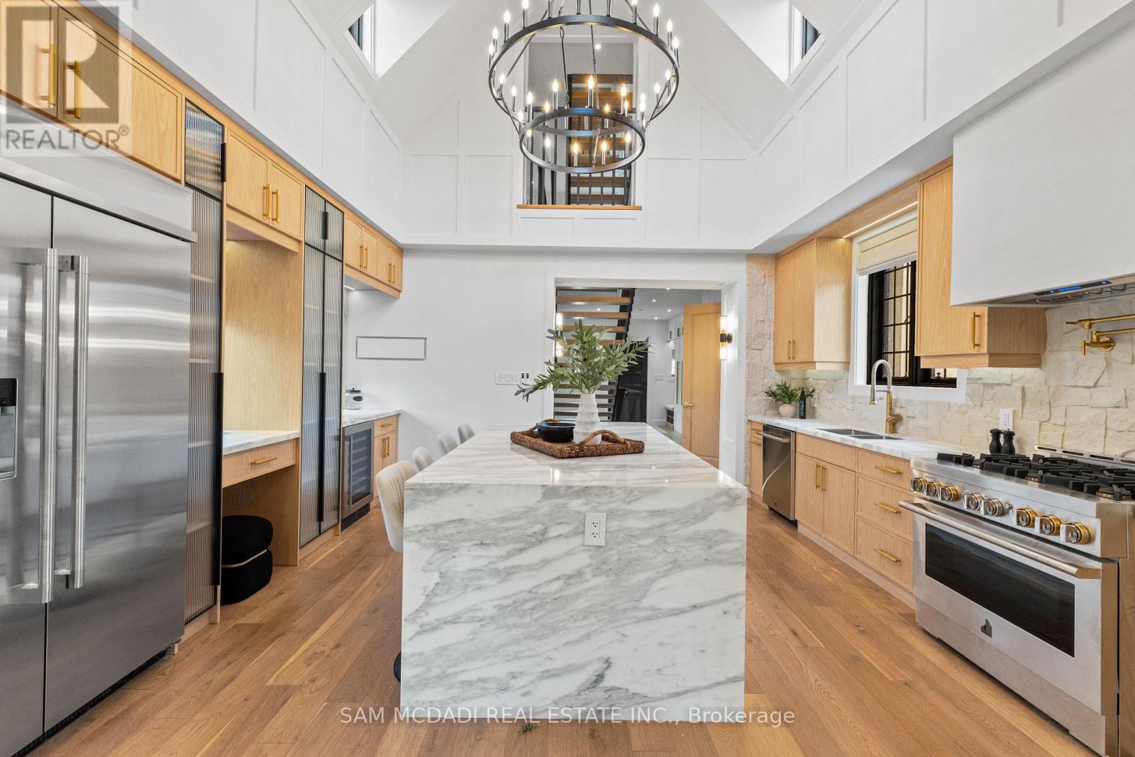 977 Unsworth Avenue, Burlington (bayview), Ontario