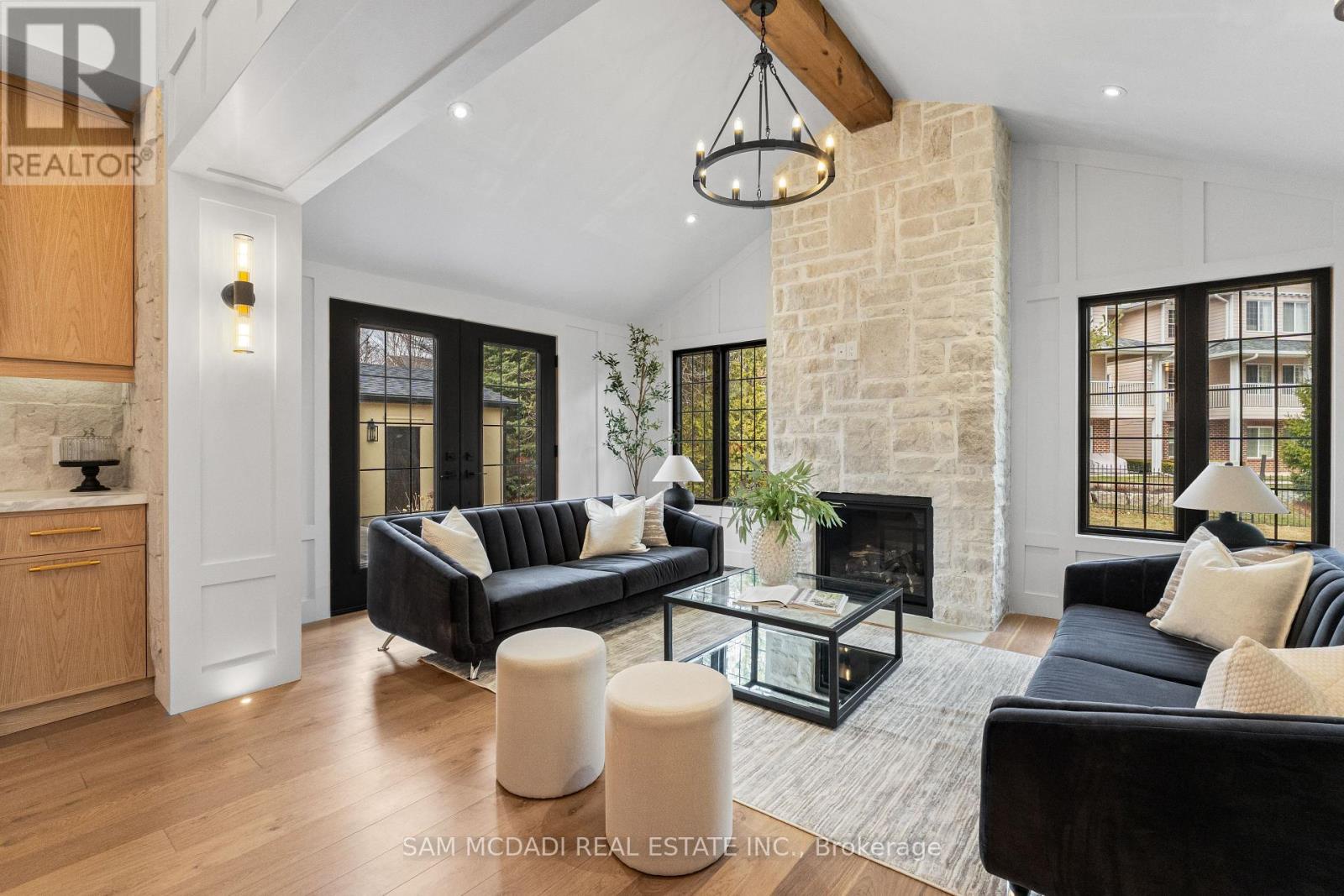 977 Unsworth Avenue, Burlington (bayview), Ontario