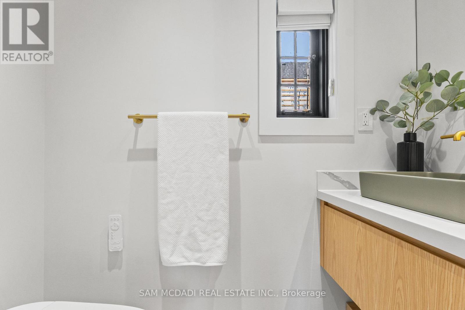 977 Unsworth Avenue, Burlington (bayview), Ontario