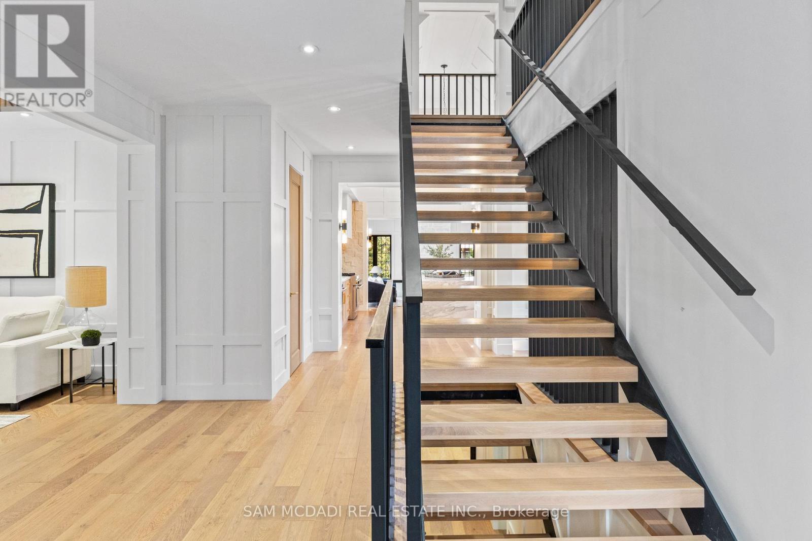 977 Unsworth Avenue, Burlington (bayview), Ontario