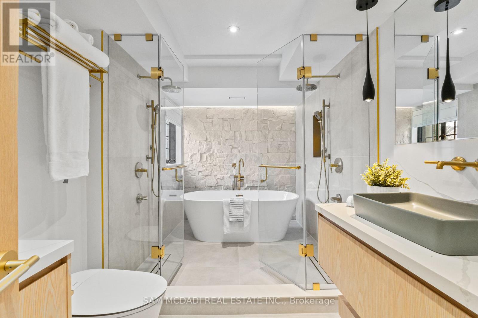 977 Unsworth Avenue, Burlington (bayview), Ontario