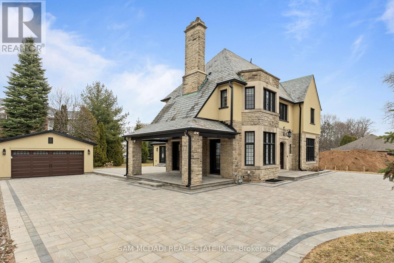 977 Unsworth Avenue, Burlington (bayview), Ontario