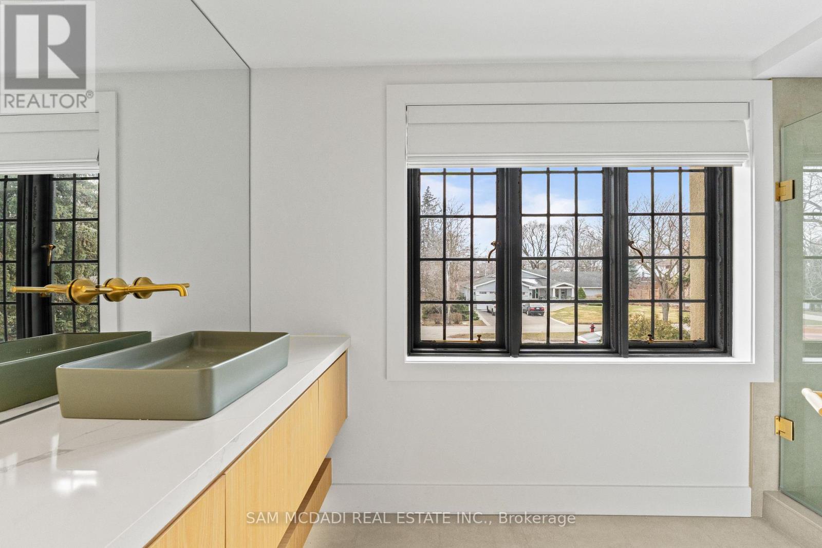 977 Unsworth Avenue, Burlington (bayview), Ontario