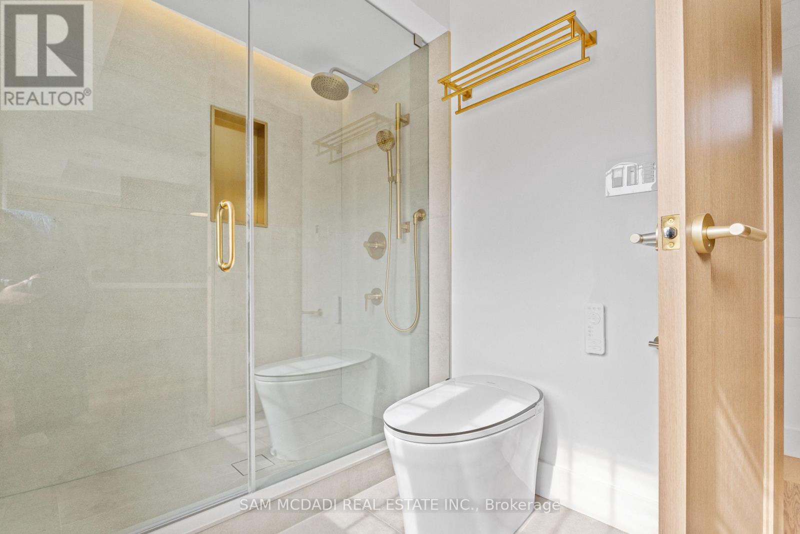 977 Unsworth Avenue, Burlington (bayview), Ontario