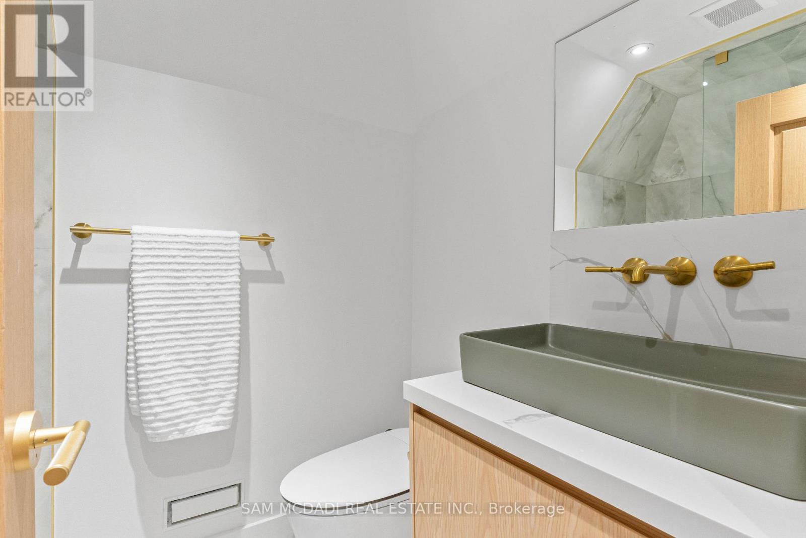 977 Unsworth Avenue, Burlington (bayview), Ontario