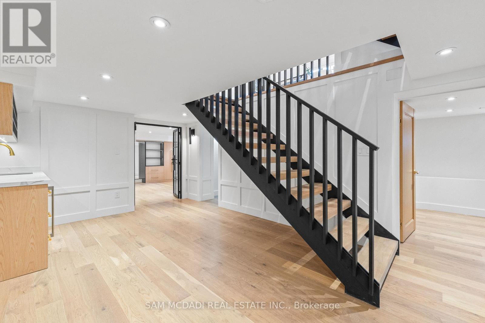 977 Unsworth Avenue, Burlington (bayview), Ontario