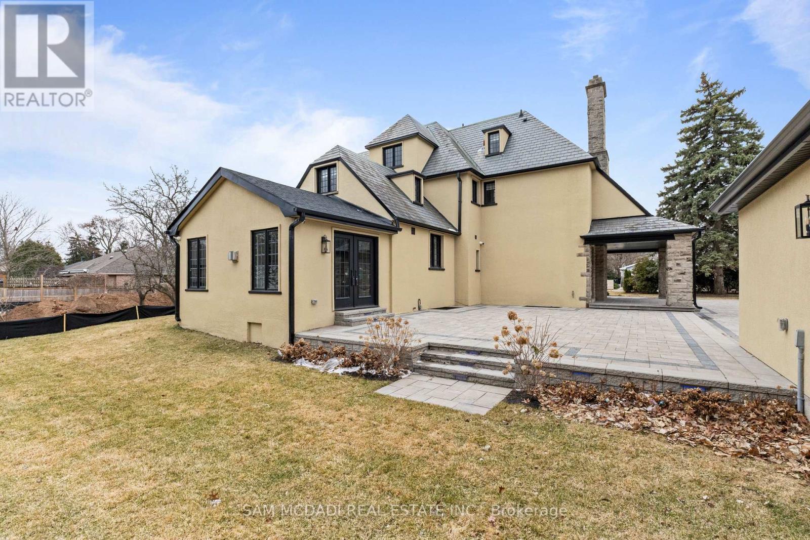 977 Unsworth Avenue, Burlington (bayview), Ontario