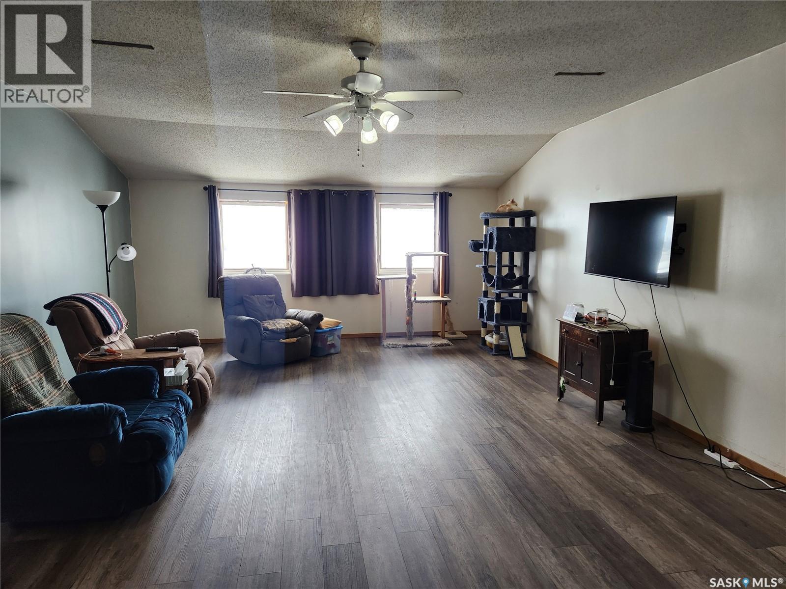 705 Main Street, Zenon Park, Saskatchewan