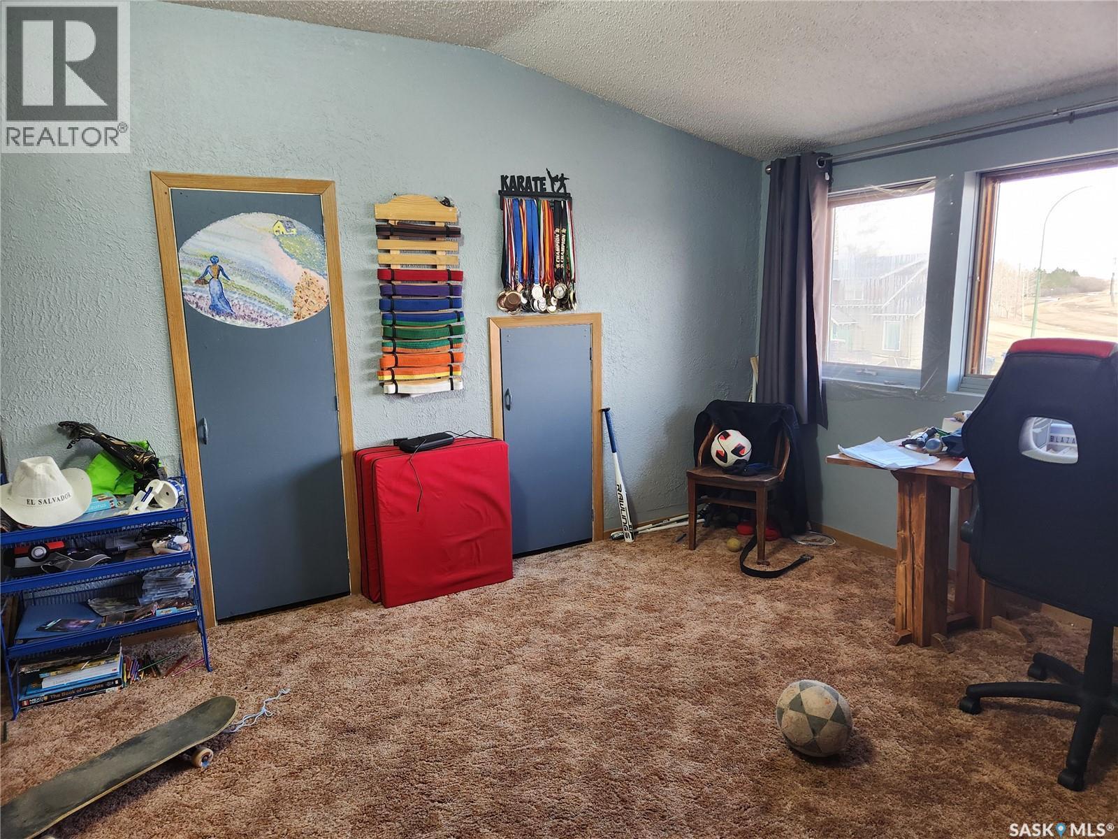 705 Main Street, Zenon Park, Saskatchewan