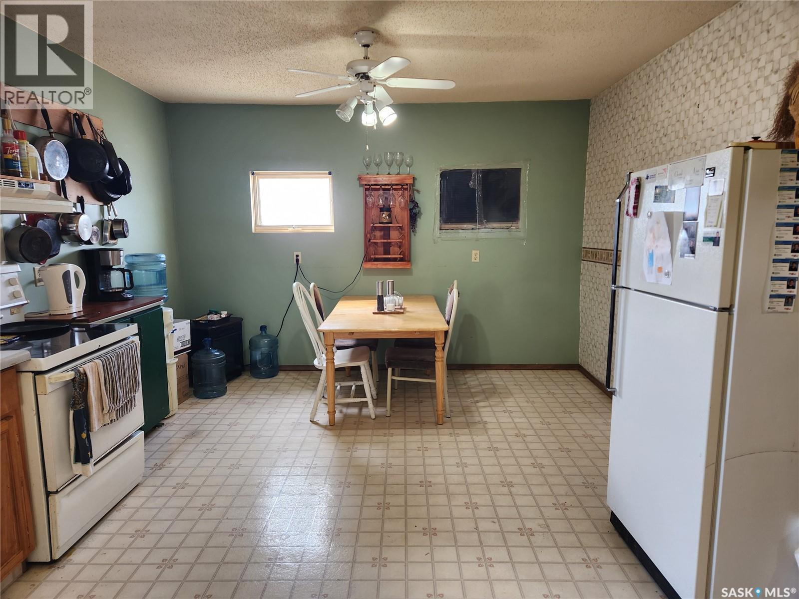 705 Main Street, Zenon Park, Saskatchewan