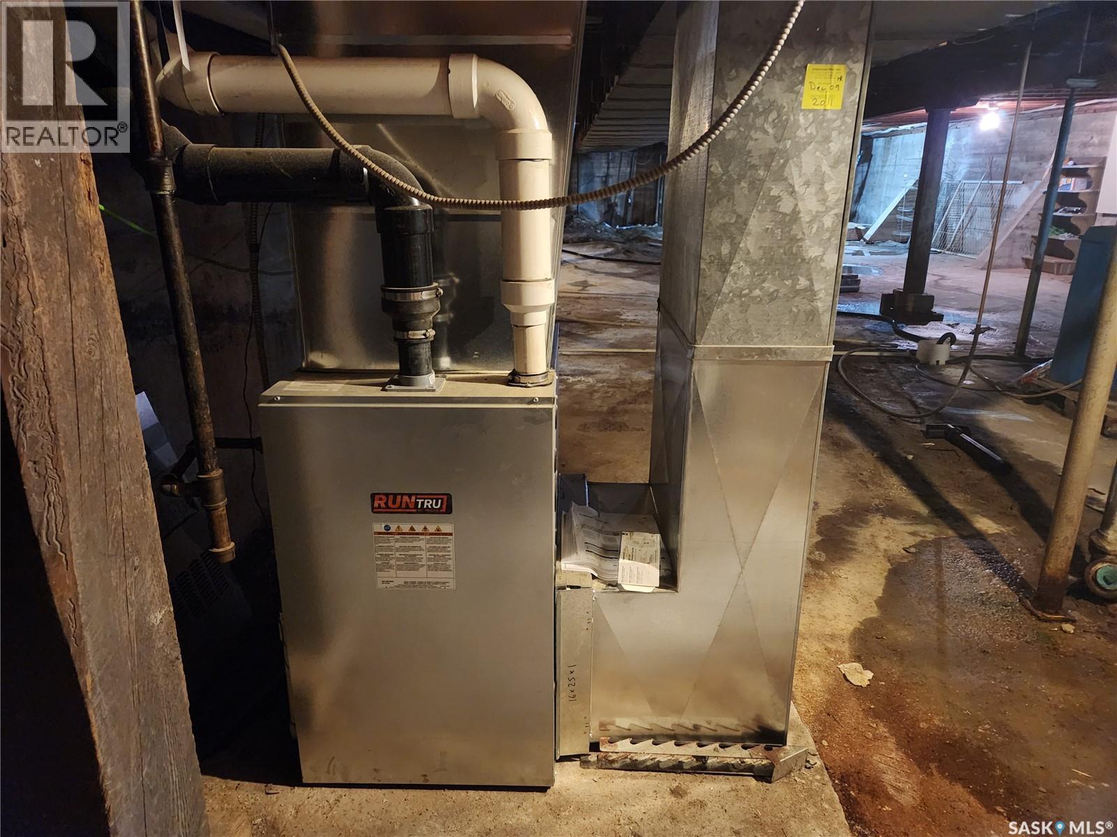 705 Main Street, Zenon Park, Saskatchewan