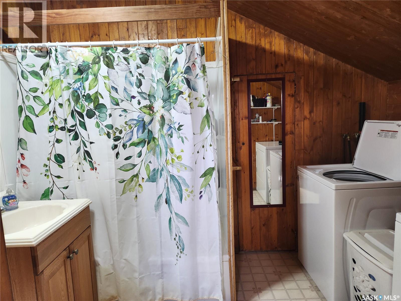 705 Main Street, Zenon Park, Saskatchewan