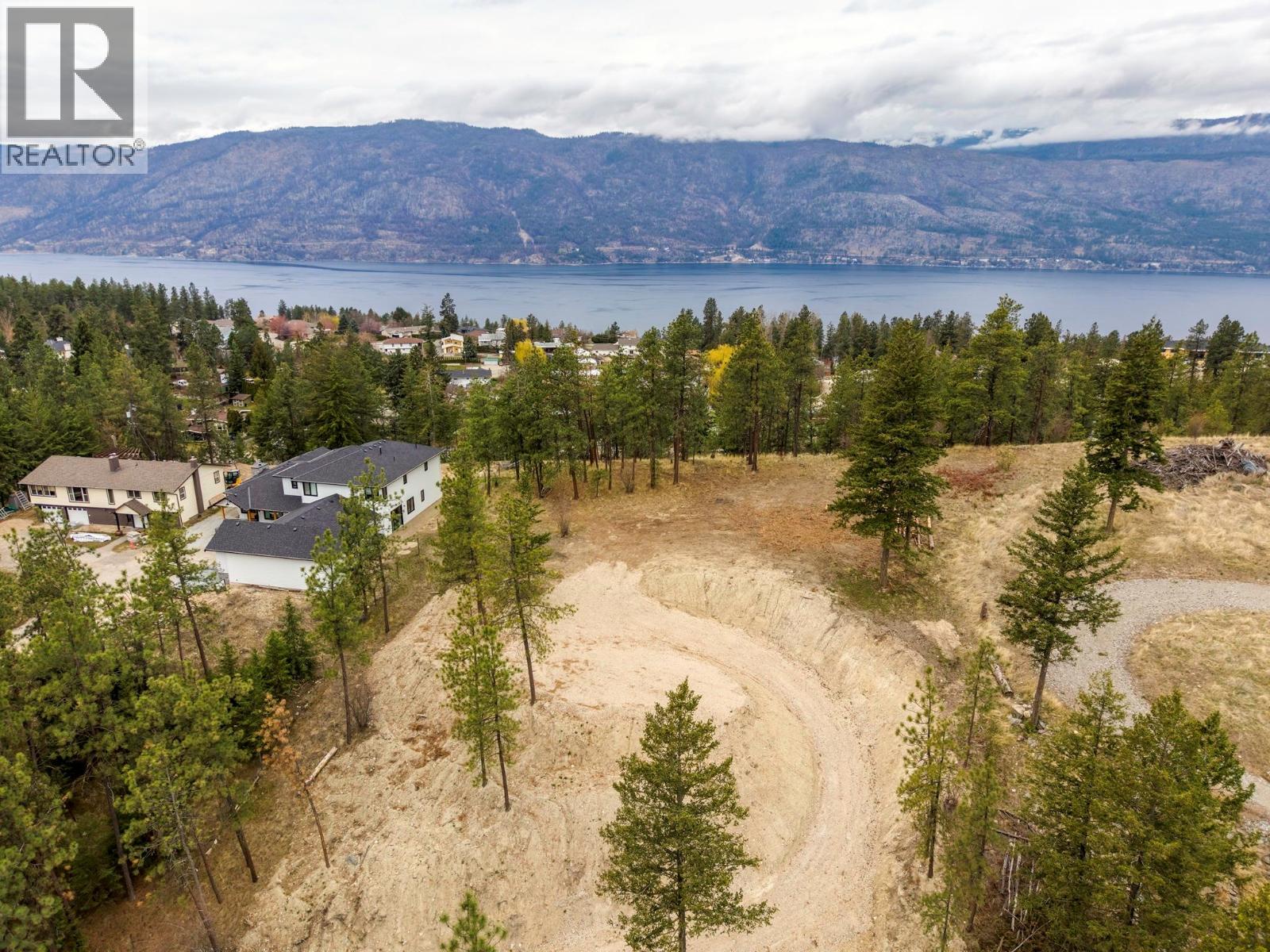11011 Hallam Drive, Lake Country, British Columbia