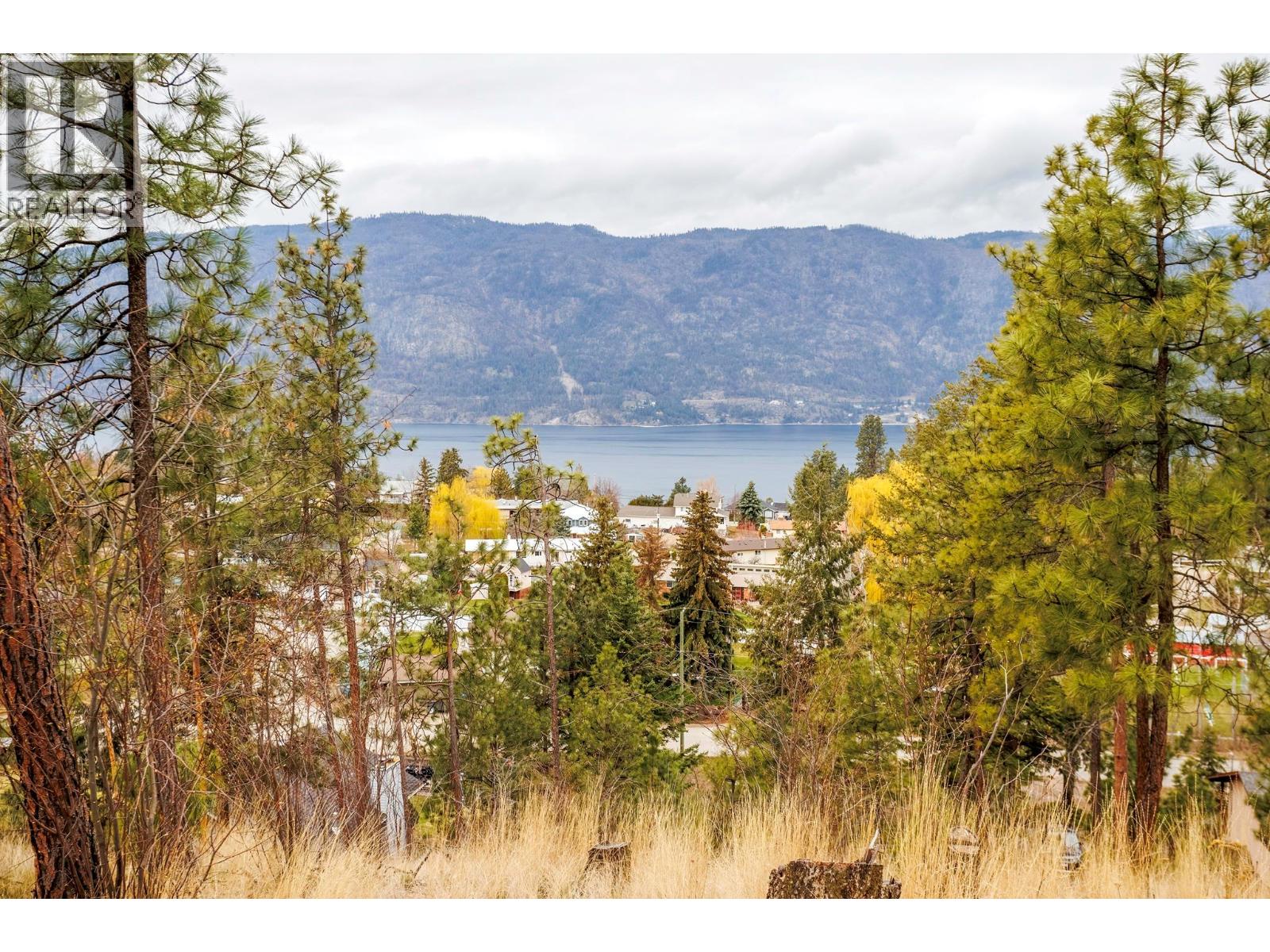 11011 Hallam Drive, Lake Country, British Columbia