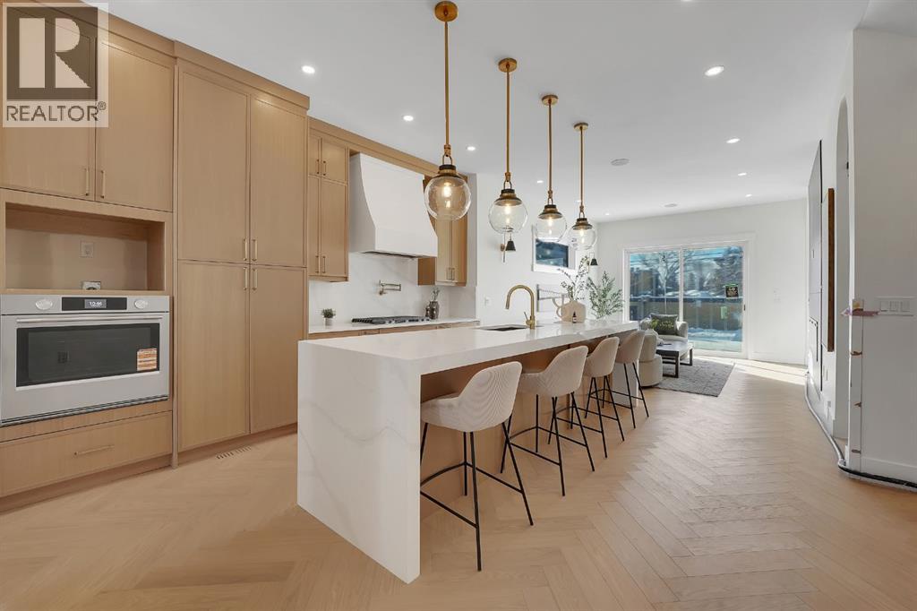 2823 30 Street Sw, Calgary, Alberta