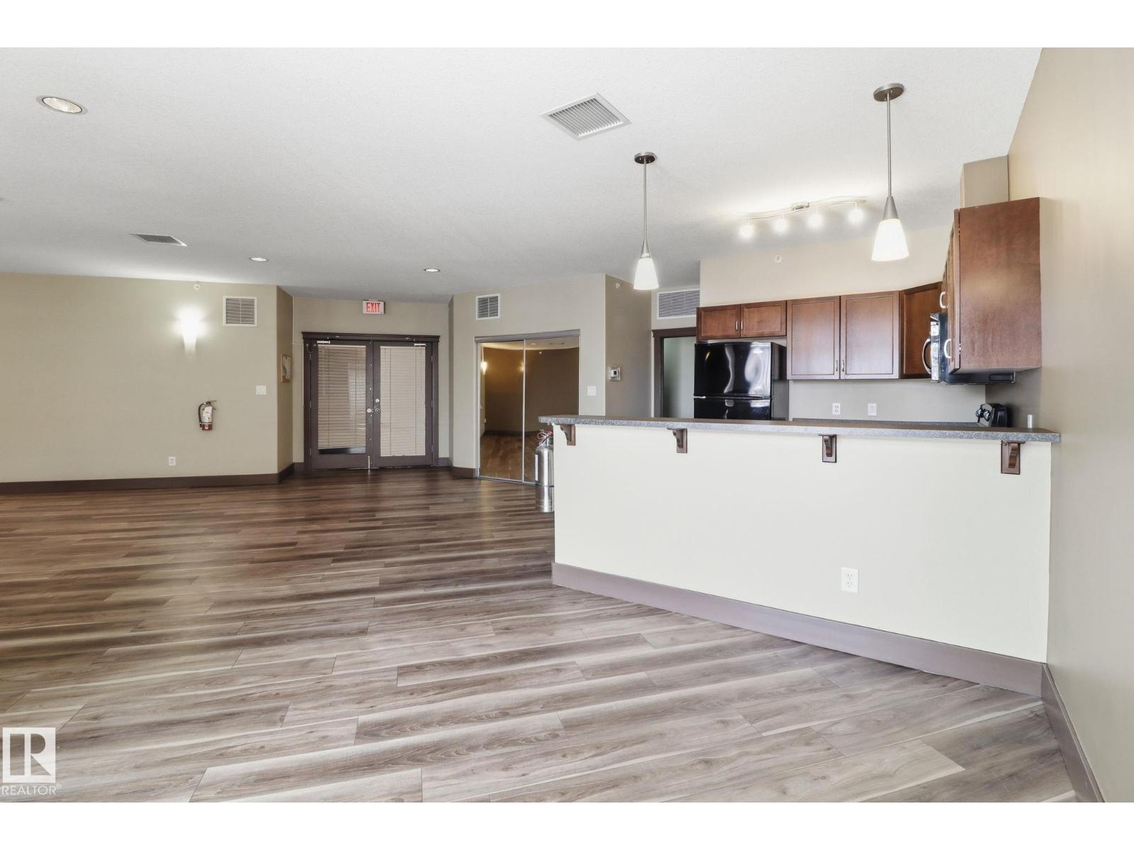 #324 2503 Hanna Cr Nw, Edmonton, Alberta