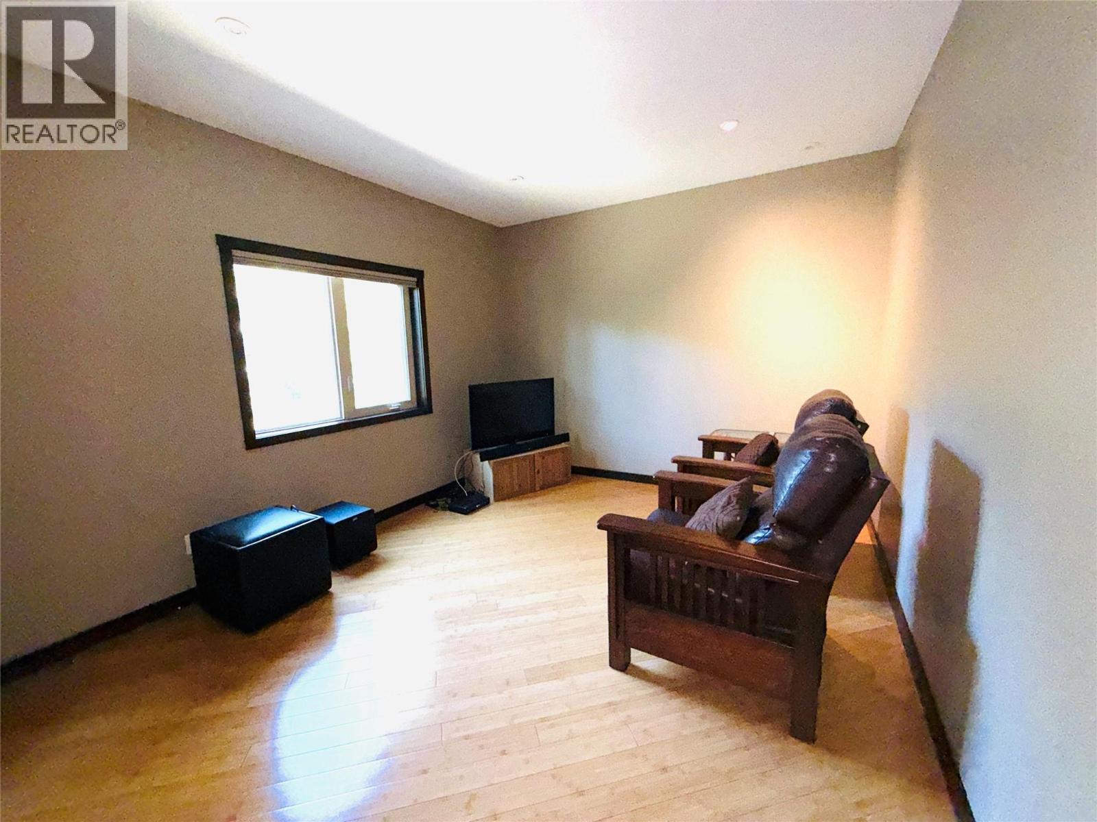 4997 Eaglebrook Court, Fairmont Hot Springs, British Columbia