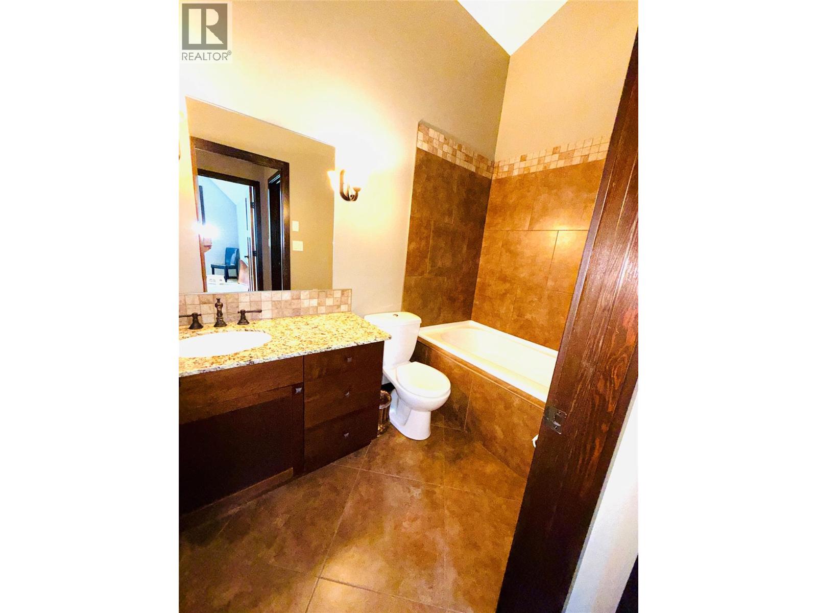 4997 Eaglebrook Court, Fairmont Hot Springs, British Columbia