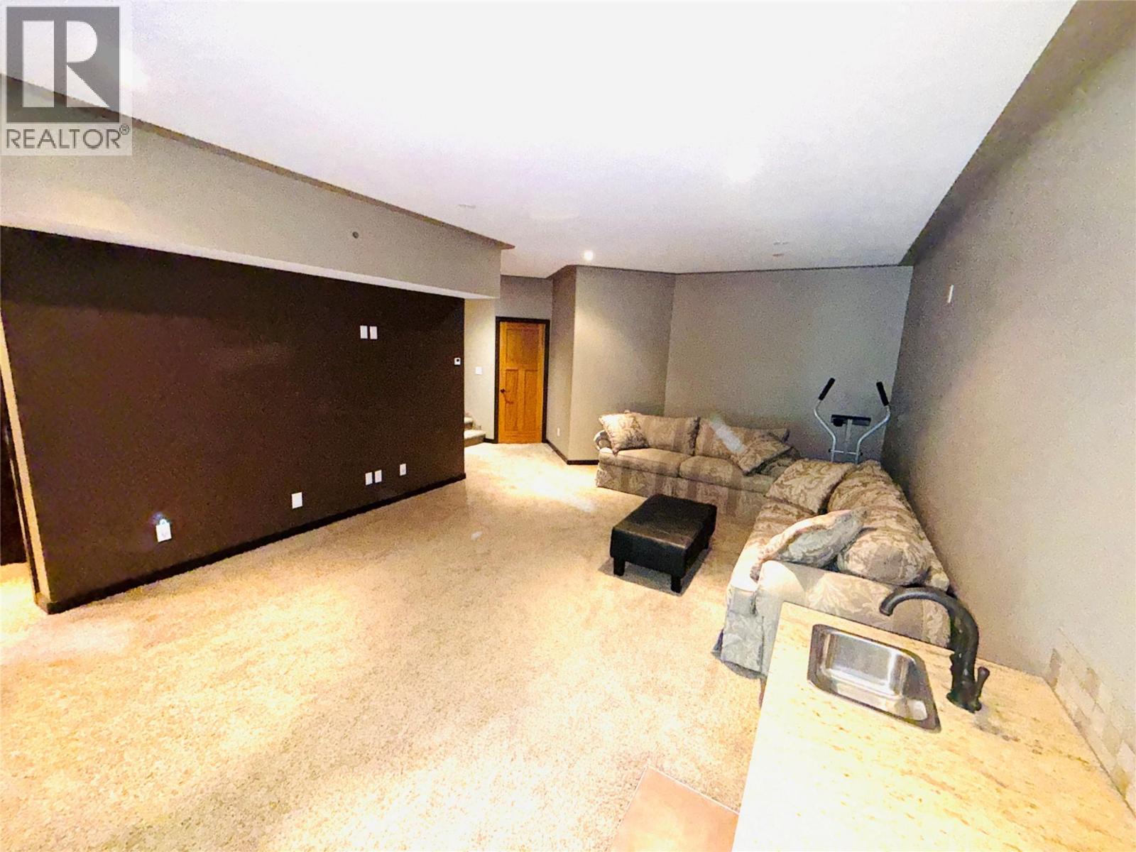 4997 Eaglebrook Court, Fairmont Hot Springs, British Columbia