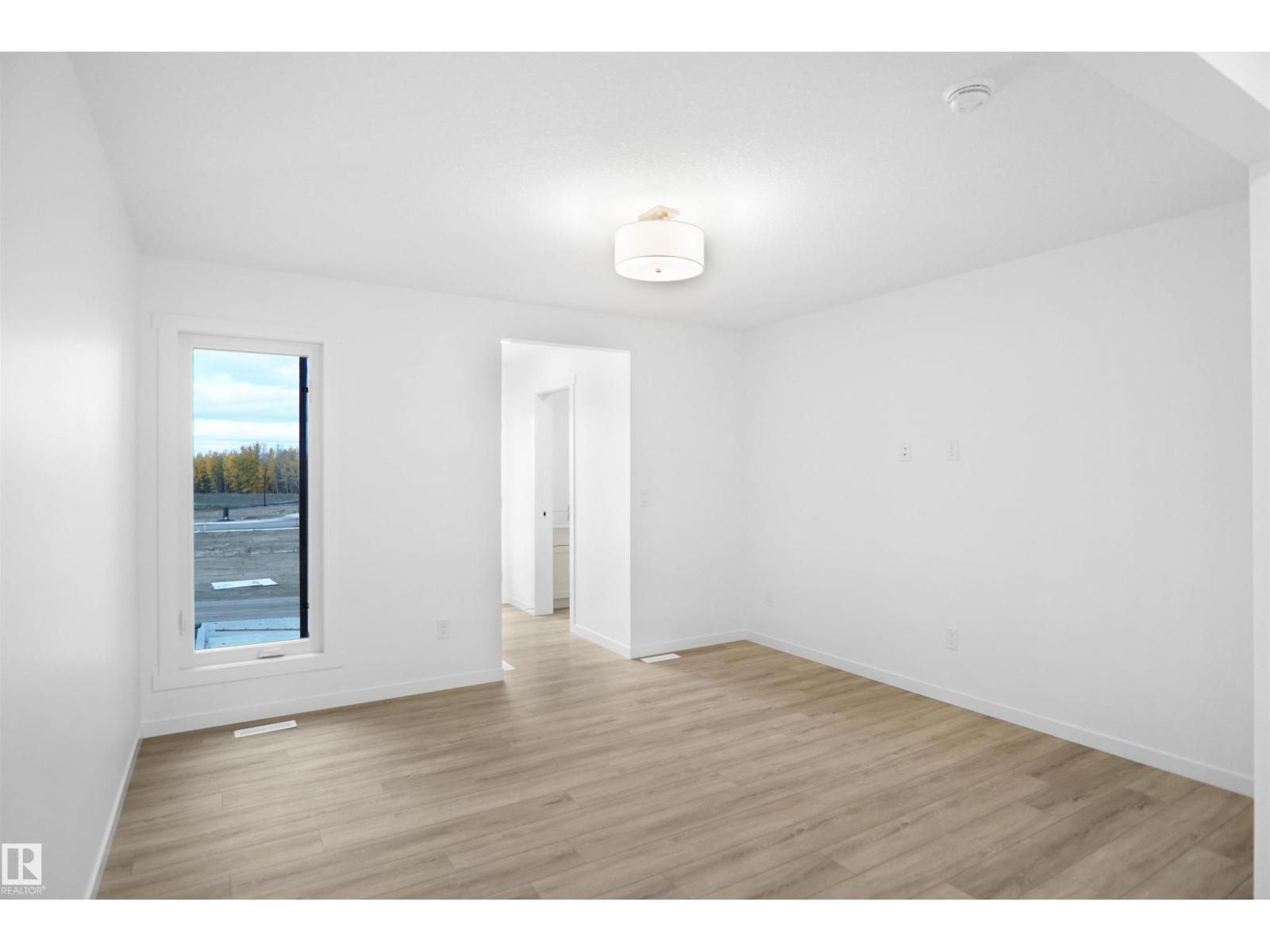 4352 Kinglet Dr Nw, Edmonton, Alberta