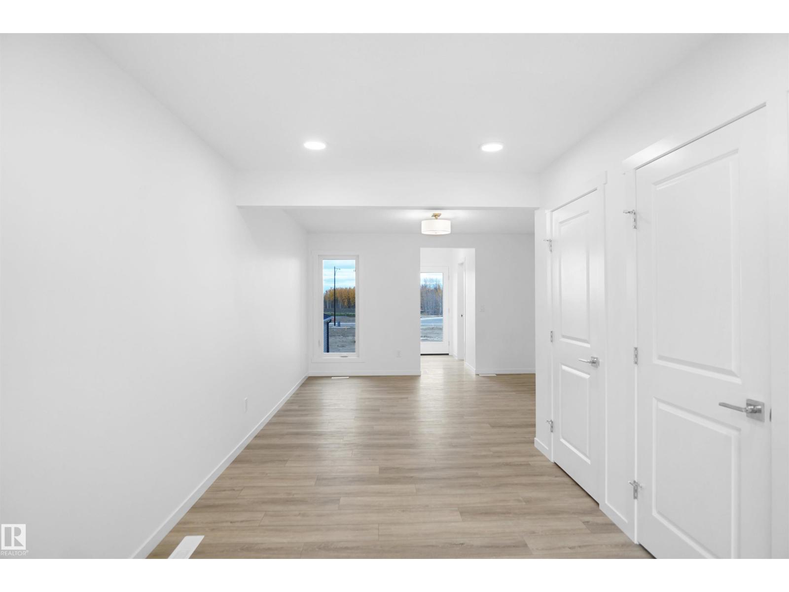 4352 Kinglet Dr Nw, Edmonton, Alberta