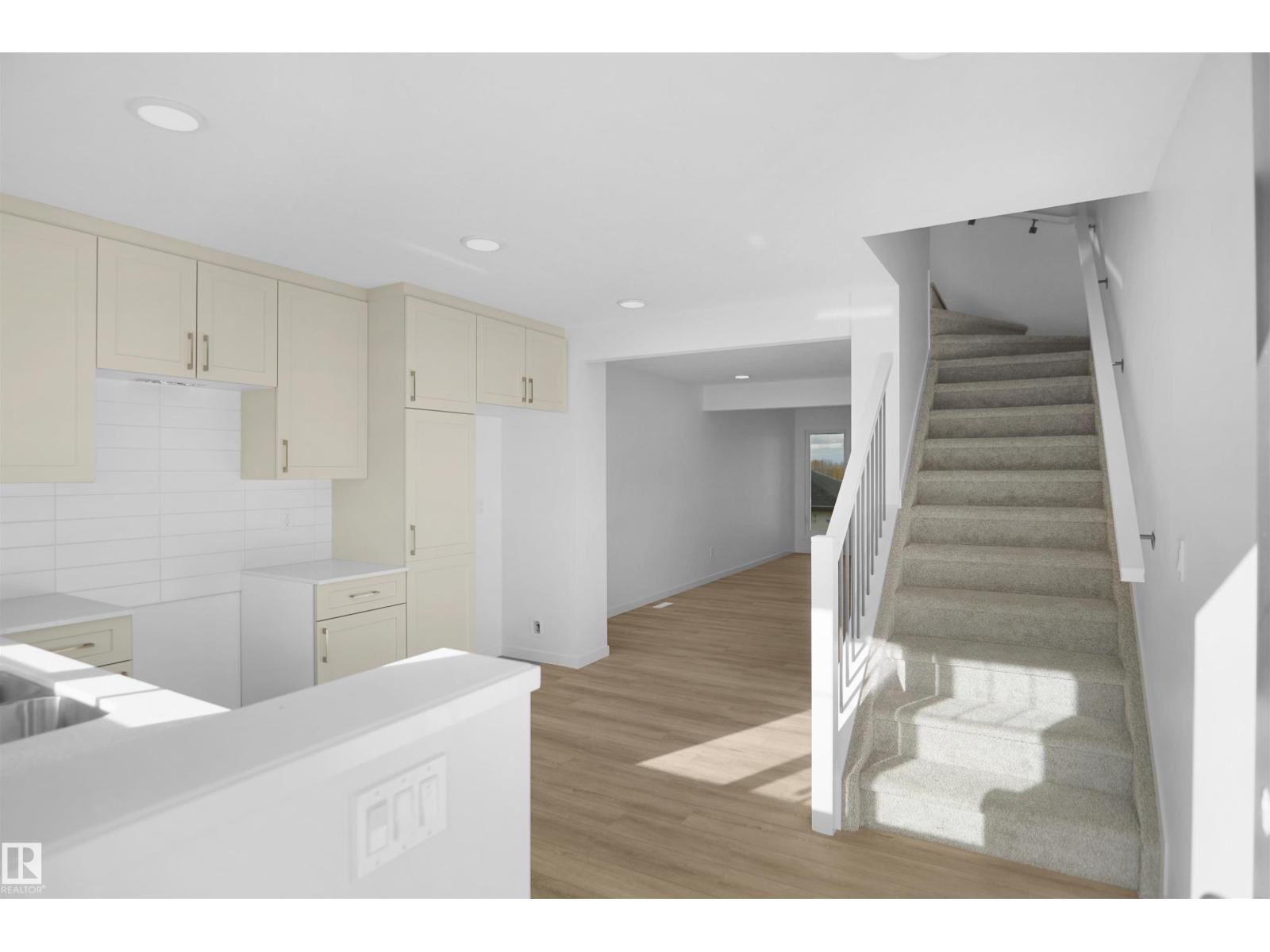 4352 Kinglet Dr Nw, Edmonton, Alberta