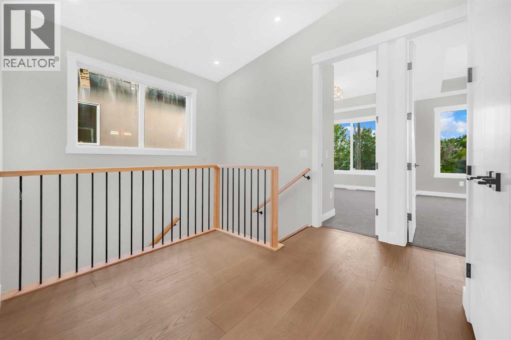 8114 Bowness Road Nw, Calgary, Alberta