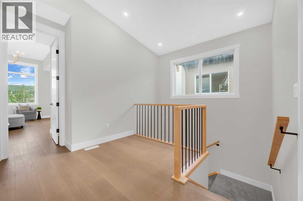 8114 Bowness Road Nw, Calgary, Alberta