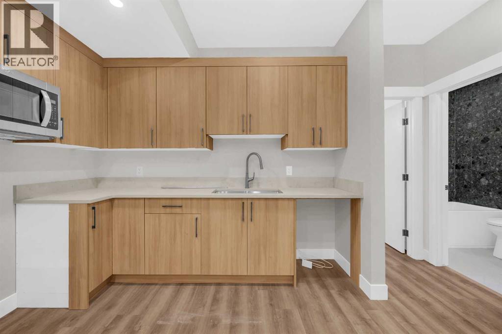 8114 Bowness Road Nw, Calgary, Alberta