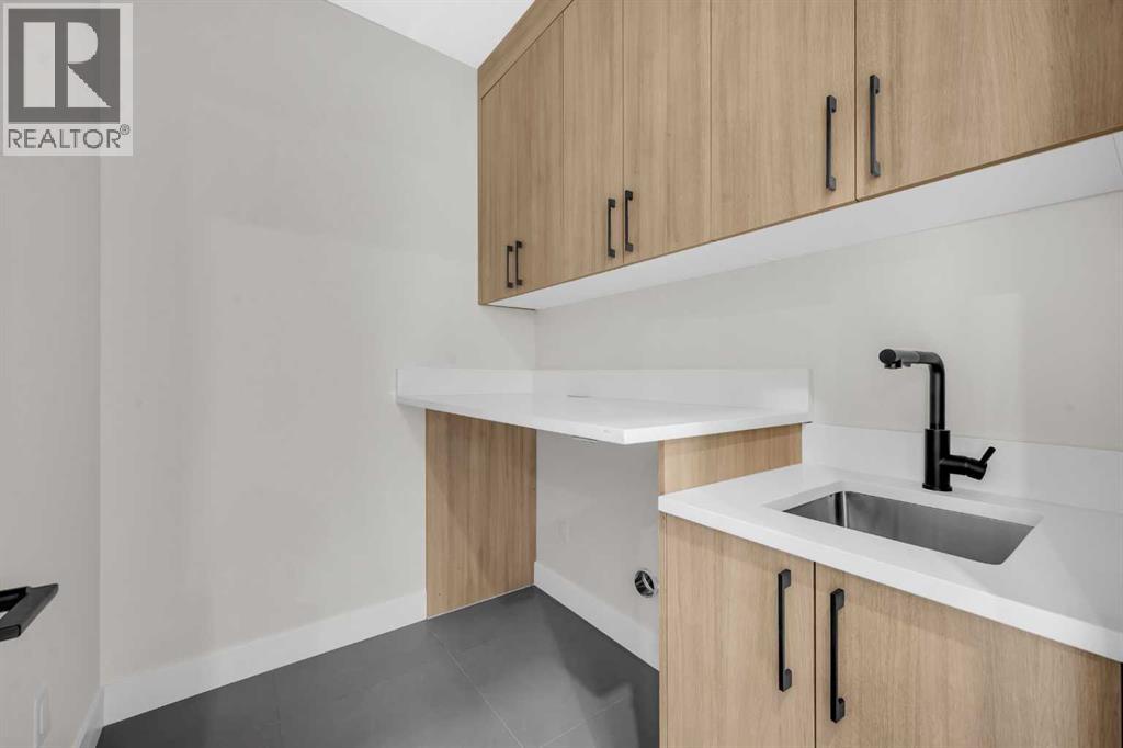 8114 Bowness Road Nw, Calgary, Alberta