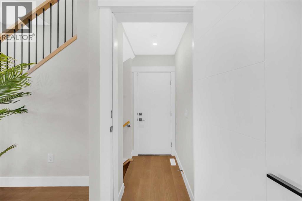 8114 Bowness Road Nw, Calgary, Alberta